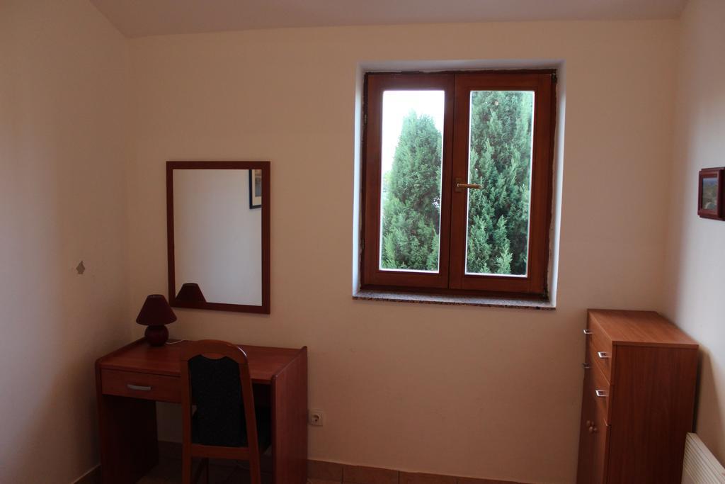 Apartments Marszalek Novalja Habitación foto