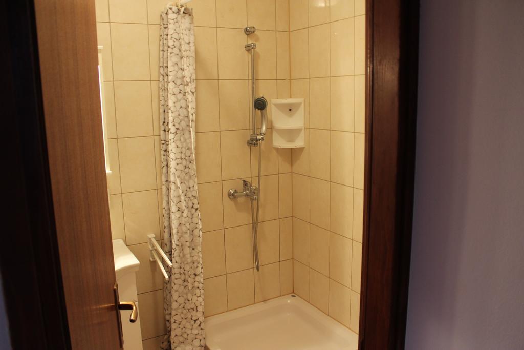 Apartments Marszalek Novalja Habitación foto